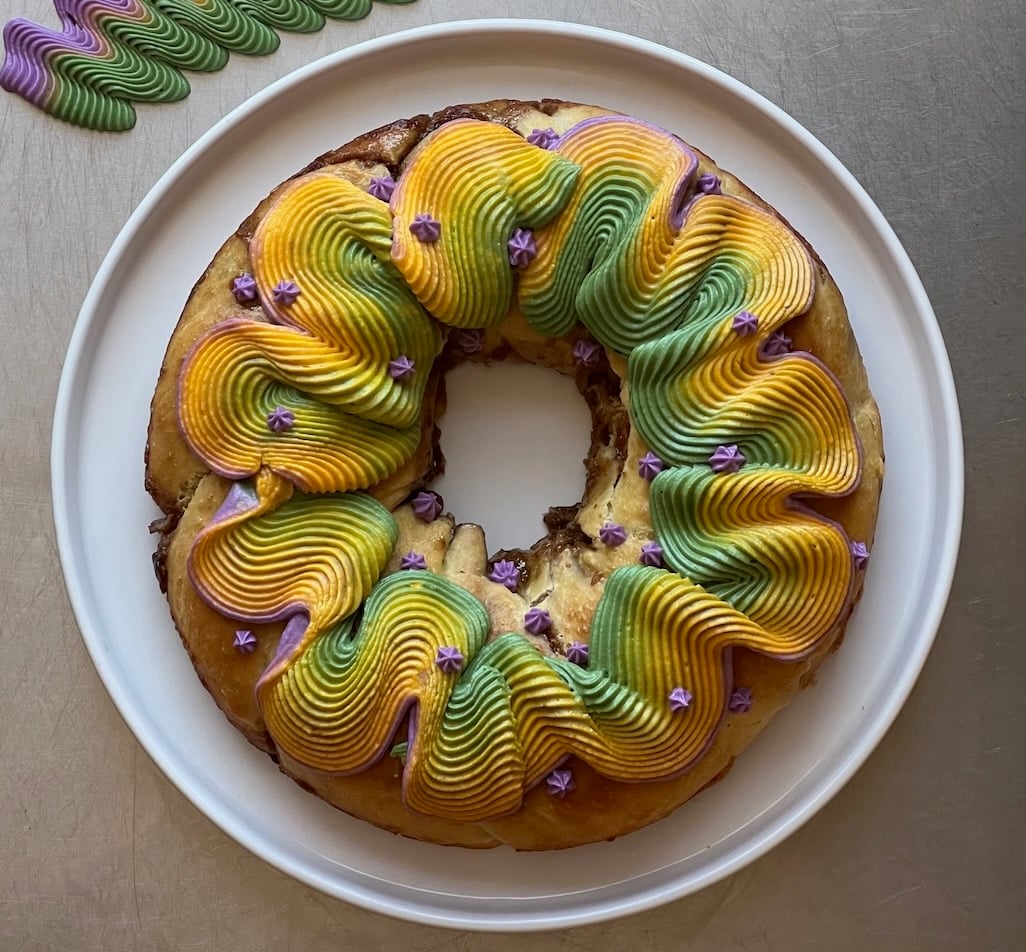 The Trick to a Jaw-Dropping Birthday Cake Tim Mazurek